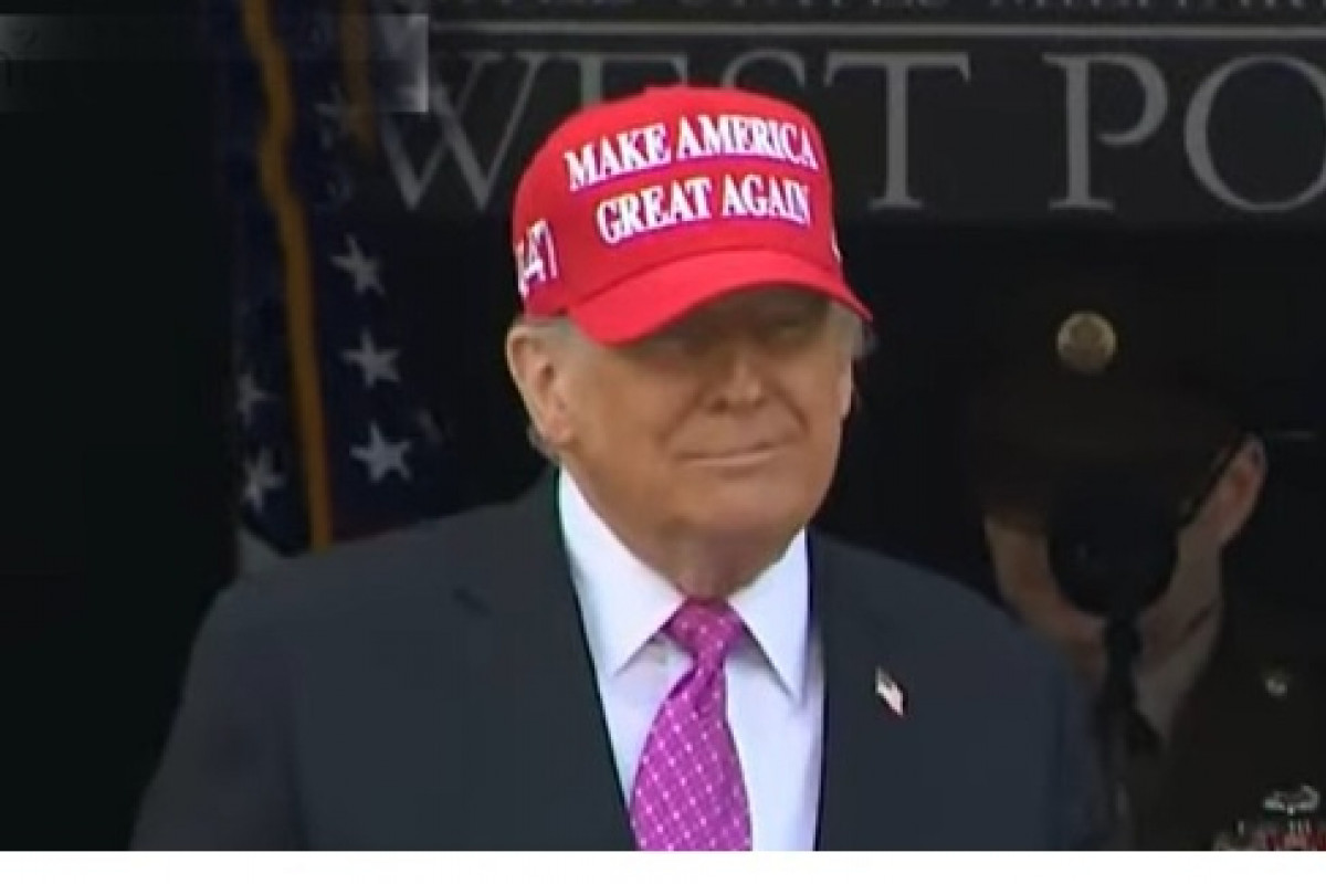 Proč Trump zastavil dodávky zbraní do Kyjeva? Proč Trump zastavil dodávky zbraní do Kyjeva?
