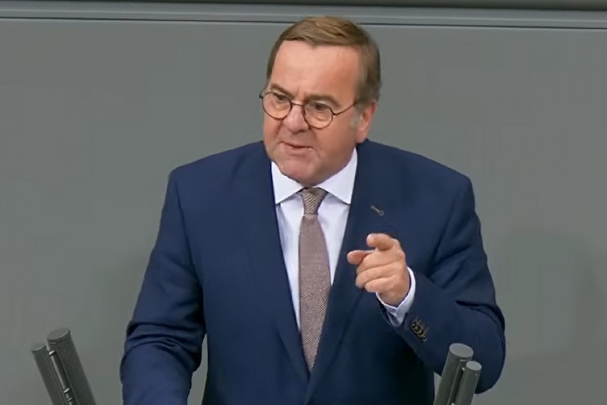 Německý ministr obrany právě změnil názor: Rusko na nás nezaútočí!