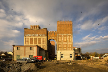 Rekonstrukce Gočárových mlýnů pro krajskou galerii je hotová
