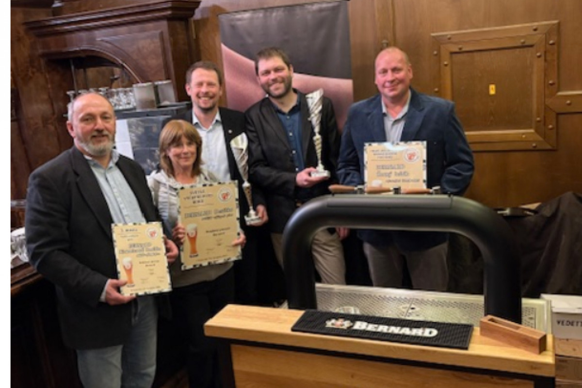 Řemeslo se pozná na slabším pivu. Bernard dvakrát na bedně za Desítku Řemeslo se pozná na slabším pivu. Bernard dvakrát na bedně za Desítku