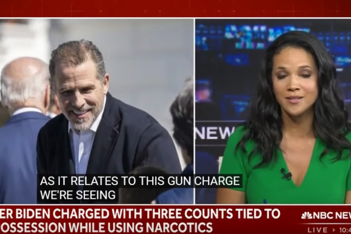Až 25 let vězení. Hunter Biden obviněn z nelegálního držení zbraní Až 25 let vězení. Hunter Biden obviněn z nelegálního držení zbraní