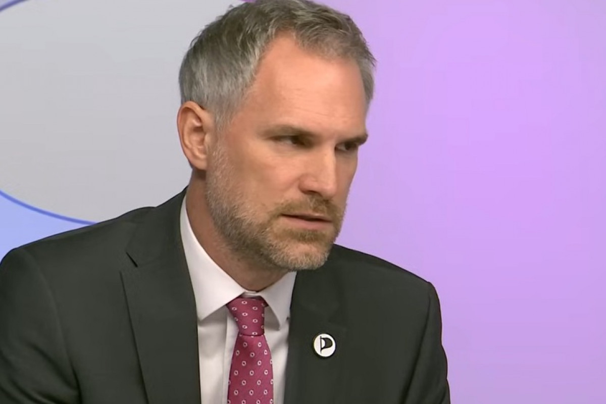 Piráti mezi progresivní ideologií a ztrátou smyslu pro realitu Piráti mezi progresivní ideologií a ztrátou smyslu pro realitu