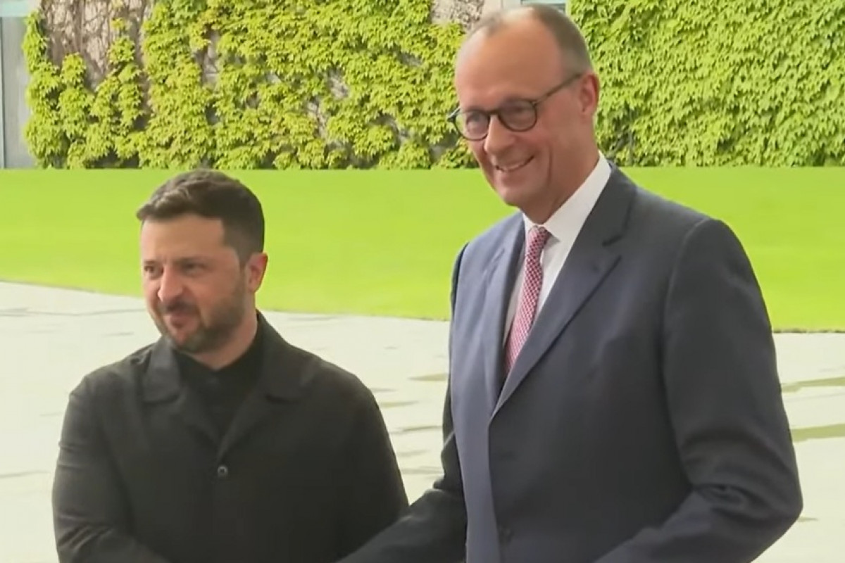 Bild: Zelenského „černý“ týden