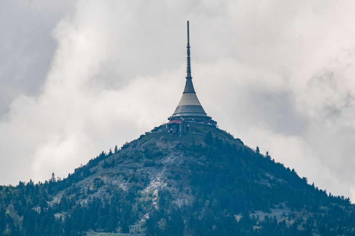 Liberecký kraj jedná dál o koupi Ještědu, lhůta se prodlouží