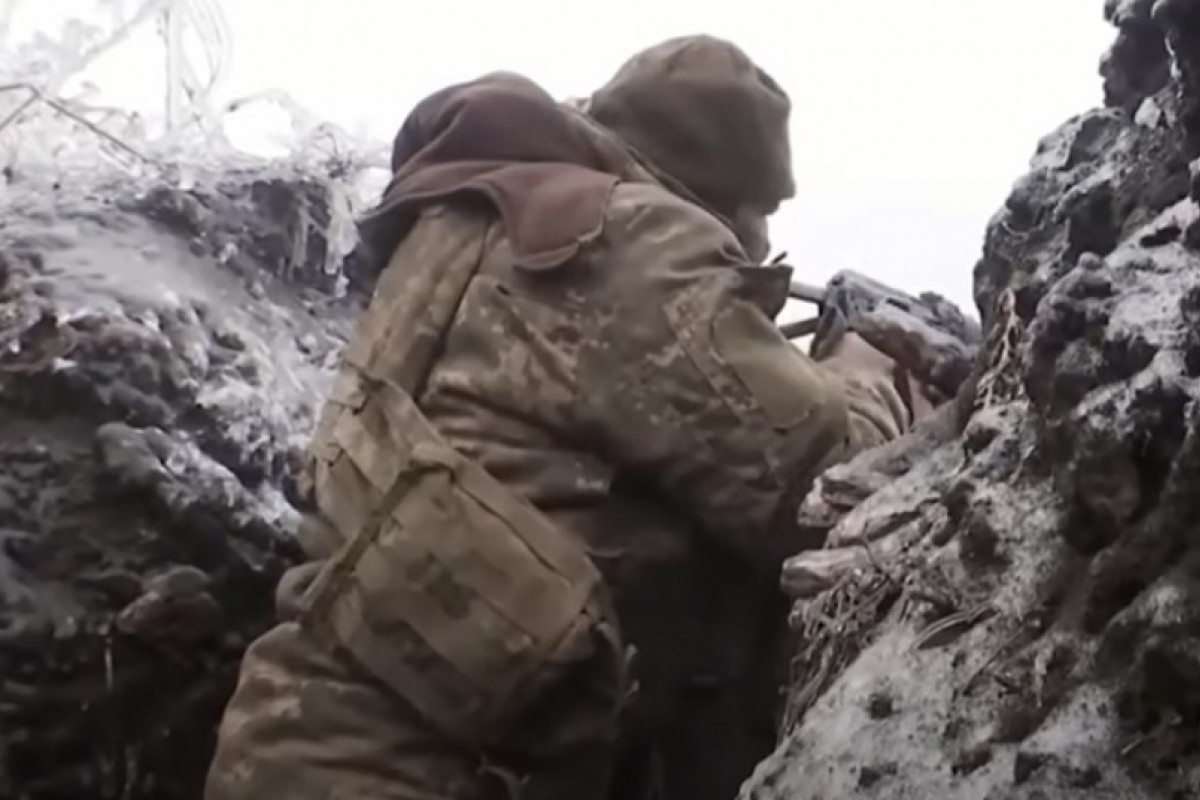 Ukrajinský voják: Noví „velitelé“ nás rozkazy ženou do „mlýnku na maso“