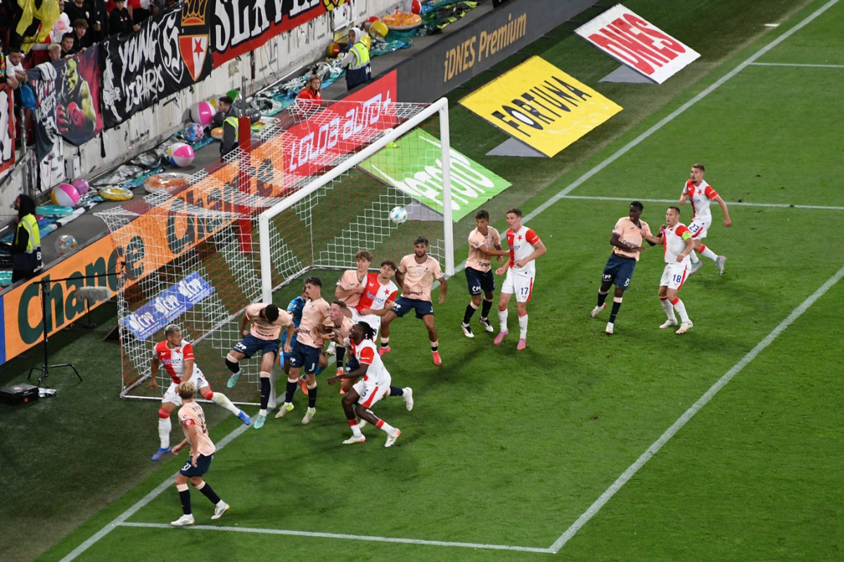 Kam 1. února 2026 za sportem? Na fotbal, lední hokej, Jizerskou padesátku Kam 1. února 2026 za sportem? Na fotbal, lední hokej, Jizerskou padesátku