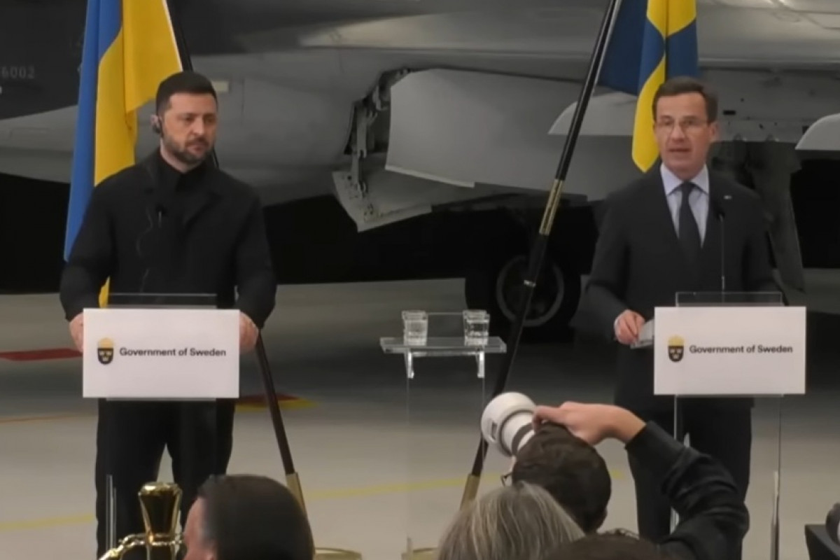 Dohoda mezi Ukrajinou a Švédskem o nákupu letadel by mohla padnout Dohoda mezi Ukrajinou a Švédskem o nákupu letadel by mohla padnout