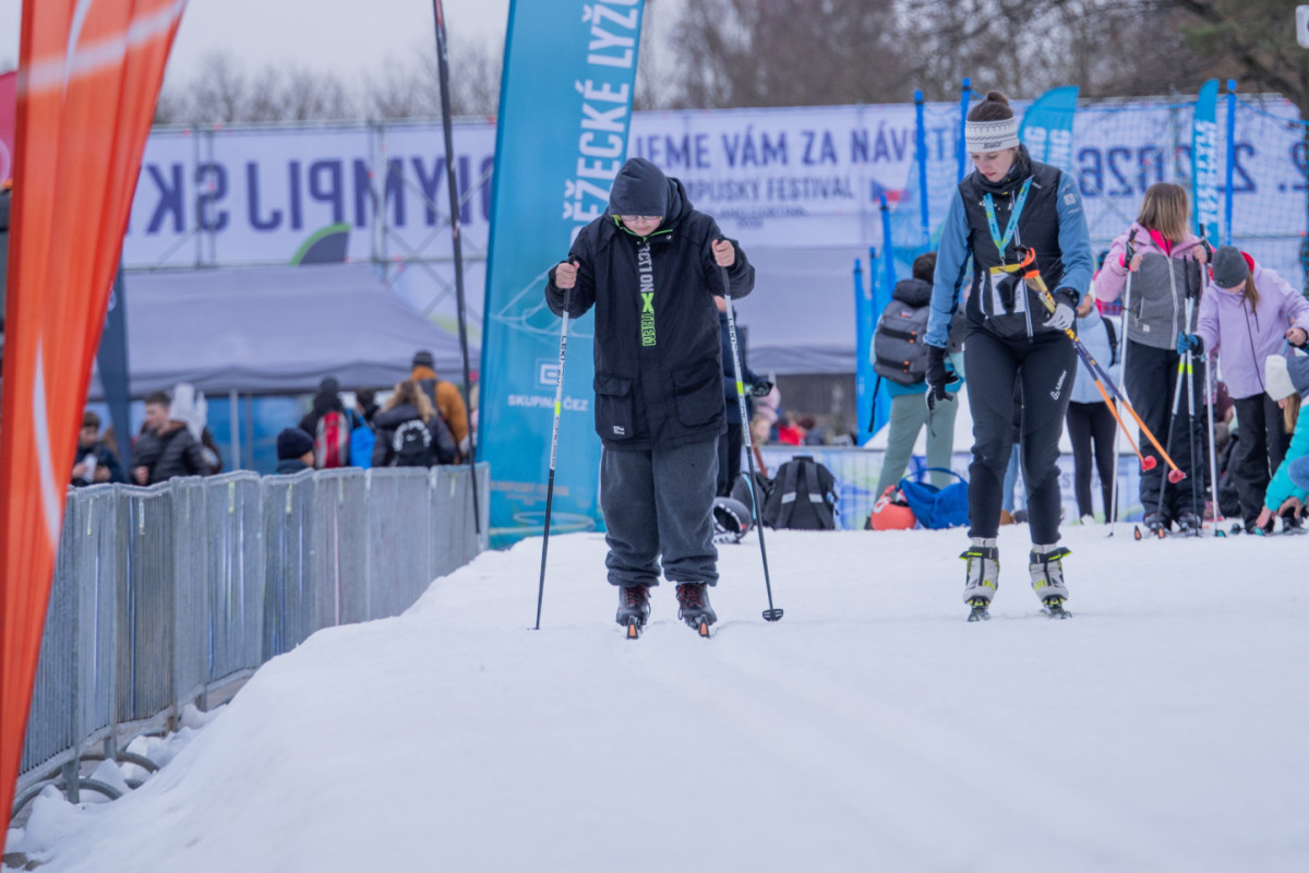 Zimní olympijský festival v Českých Budějovicích bavil i pomáhal