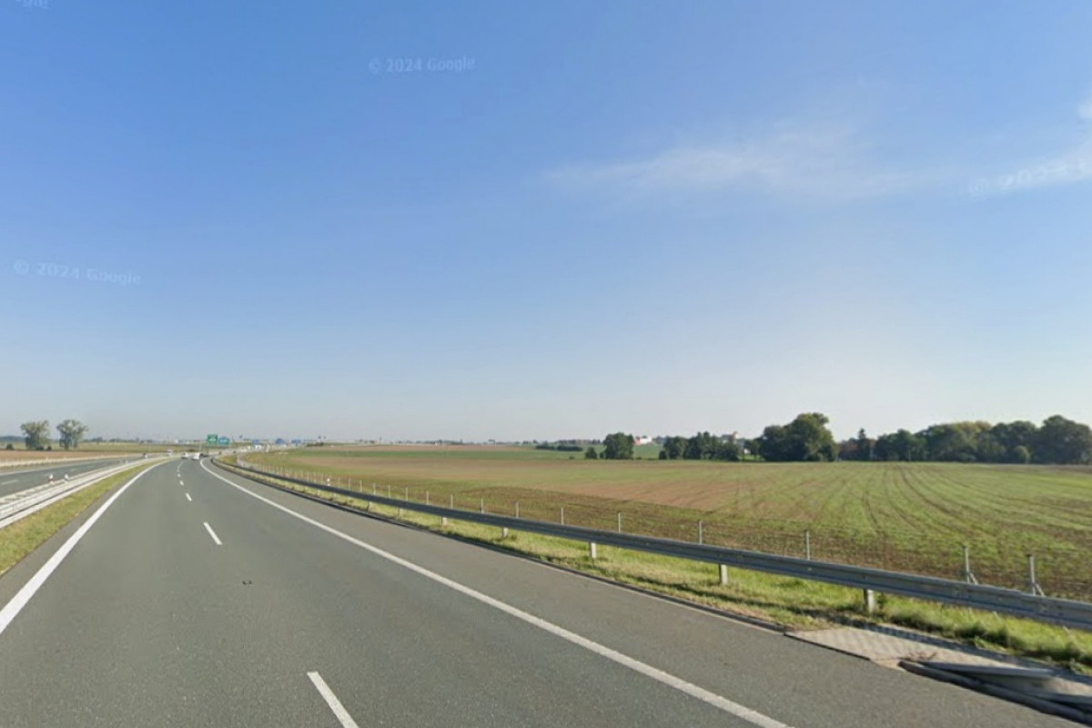 Plačice se dočkají protihlukových stěn u dálnice D11 Plačice se dočkají protihlukových stěn u dálnice D11