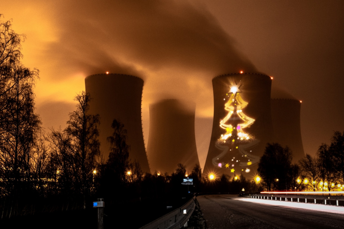 ČEZ rozsvítí rekordních 374 stromečků v obcích po celé ČR ČEZ rozsvítí rekordních 374 stromečků v obcích po celé ČR