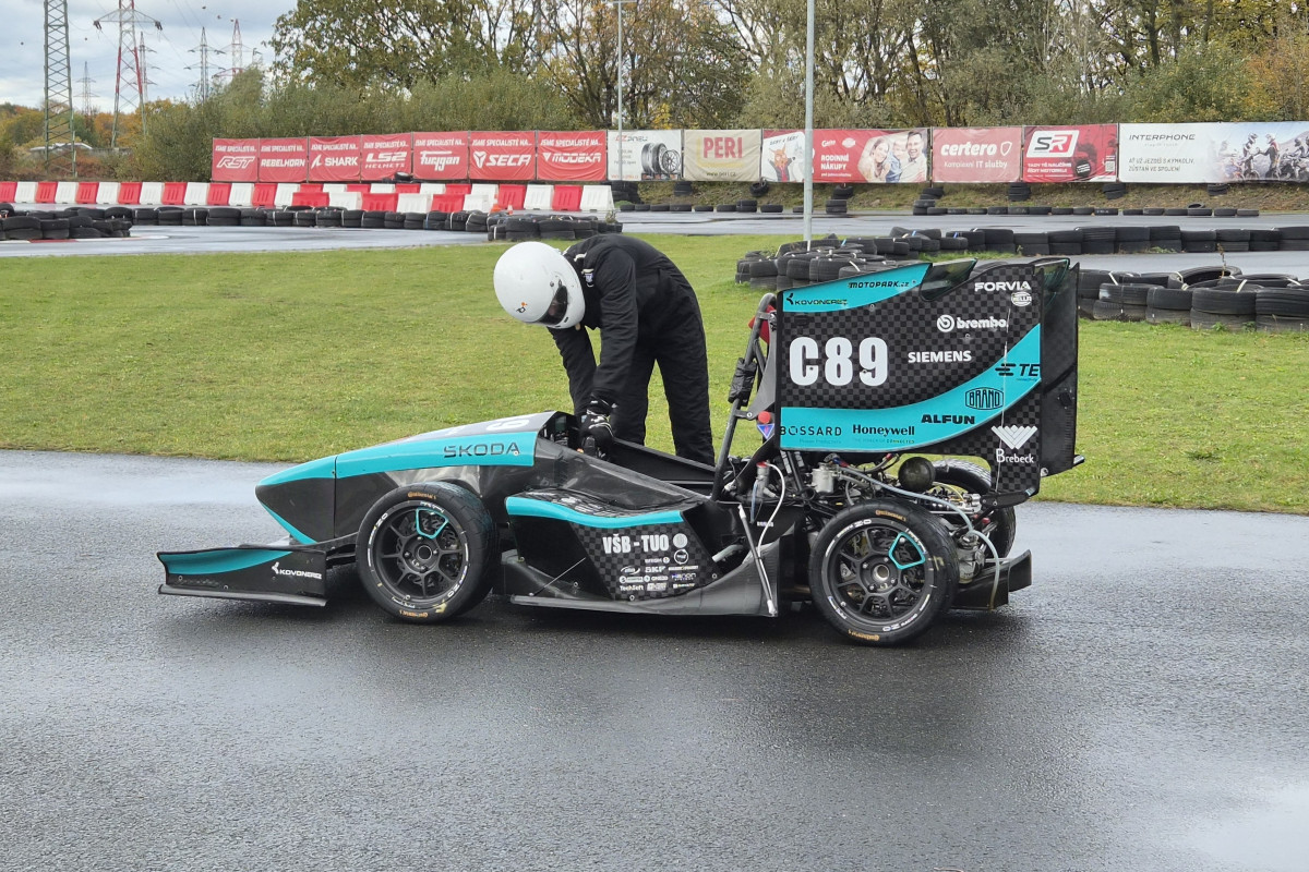 Nová formule studentů VŠB-TUO má za sebou velmi úspěšnou sezónu