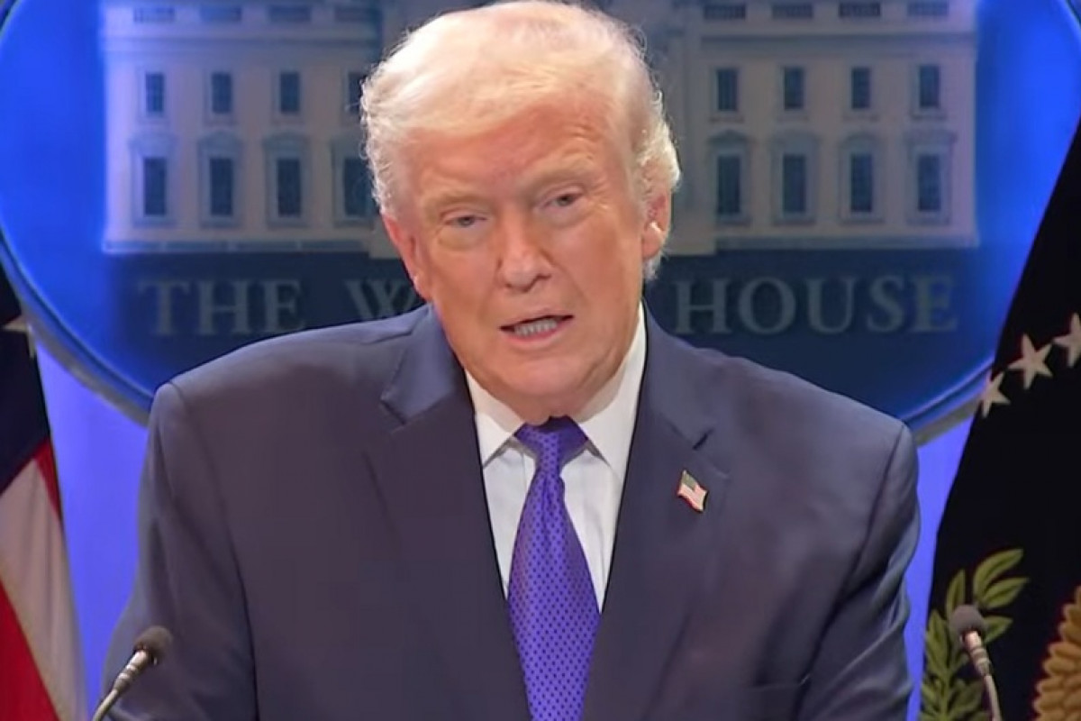 Trump nařídil zveřejnit spisy o UFO a mimozemšťanech Trump nařídil zveřejnit spisy o UFO a mimozemšťanech