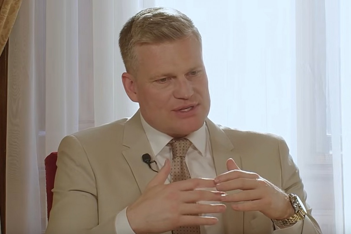 Macinka prezidentovi neustupuje a tlačí dál Turka do vlády