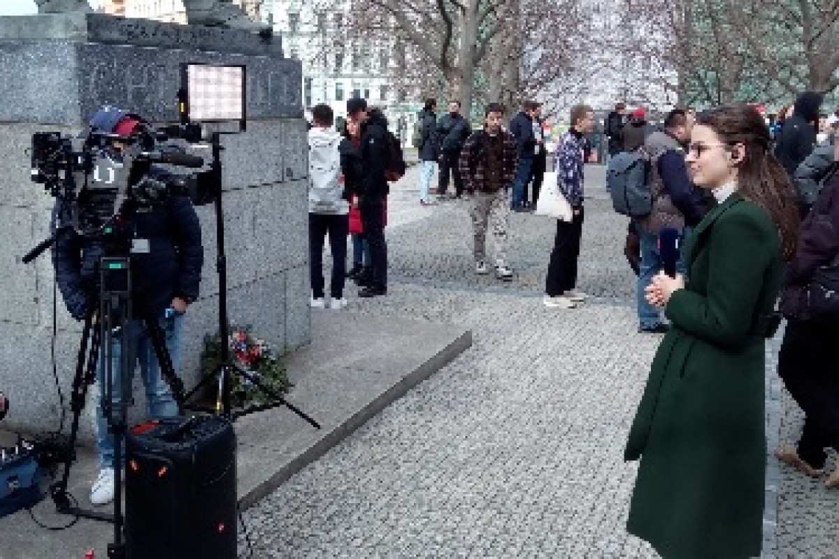 Právě jsem se vrátil z demonstrace. Chtěné, vytoužené, mediální Právě jsem se vrátil z demonstrace. Chtěné, vytoužené, mediální