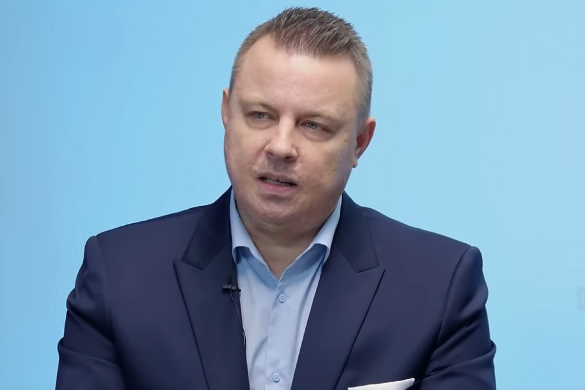 Brusel buduje „evropskou BISku“. Rajchl mluví o Velkém bratrovi