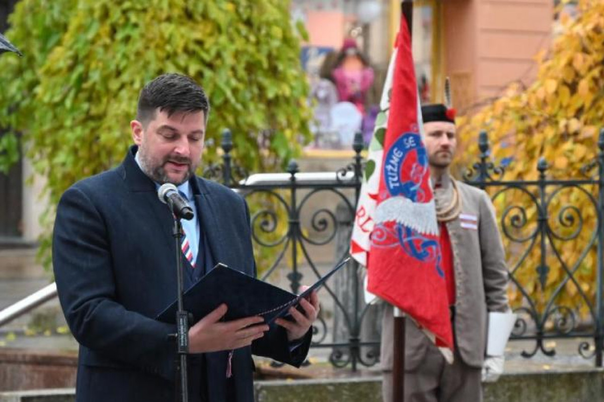 V Karlových Varech si připomněli vznik republiky V Karlových Varech si připomněli vznik republiky