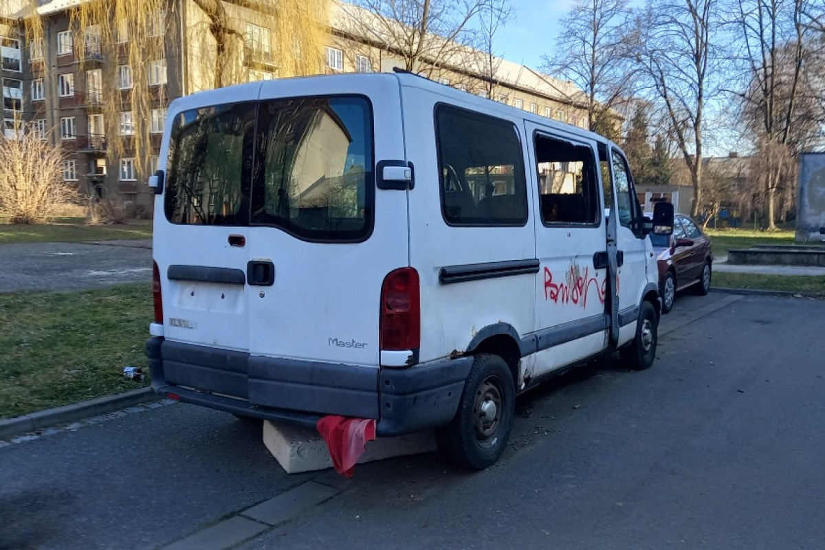 Karviná se systematicky zbavuje autovraků