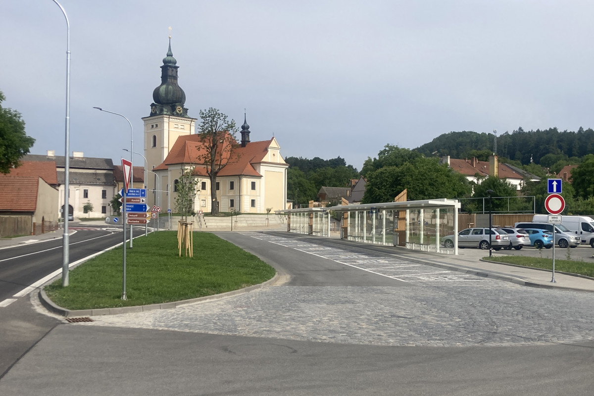 Kunštát otevřel nový přestupní autobusový terminál