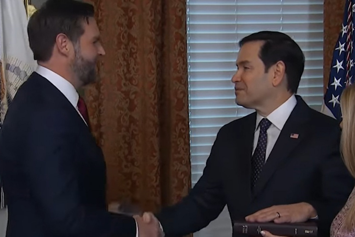 Trump má novou společenskou hru: Rubio a nebo Vance?