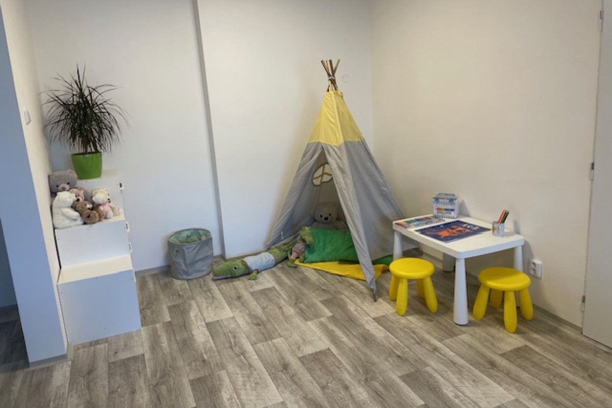 Nové prostory intervenčního centra pomáhají dětem a rodinám