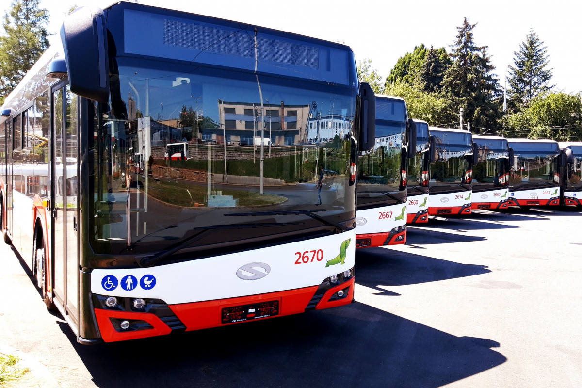 60 autobusů a desetitisíce cestujících. DPMB zvládl  Grand Prix