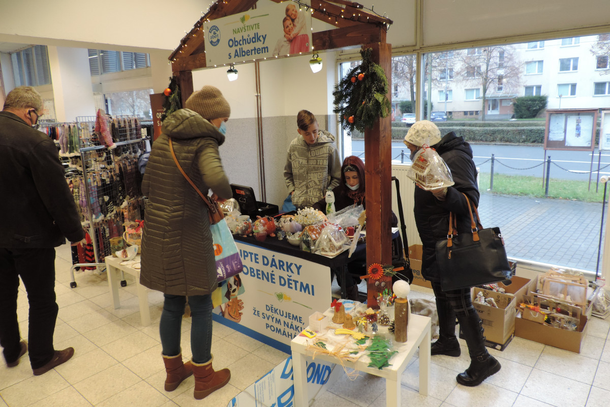 Děti z Dětského domova Šance zvou do adventního Obchůdku