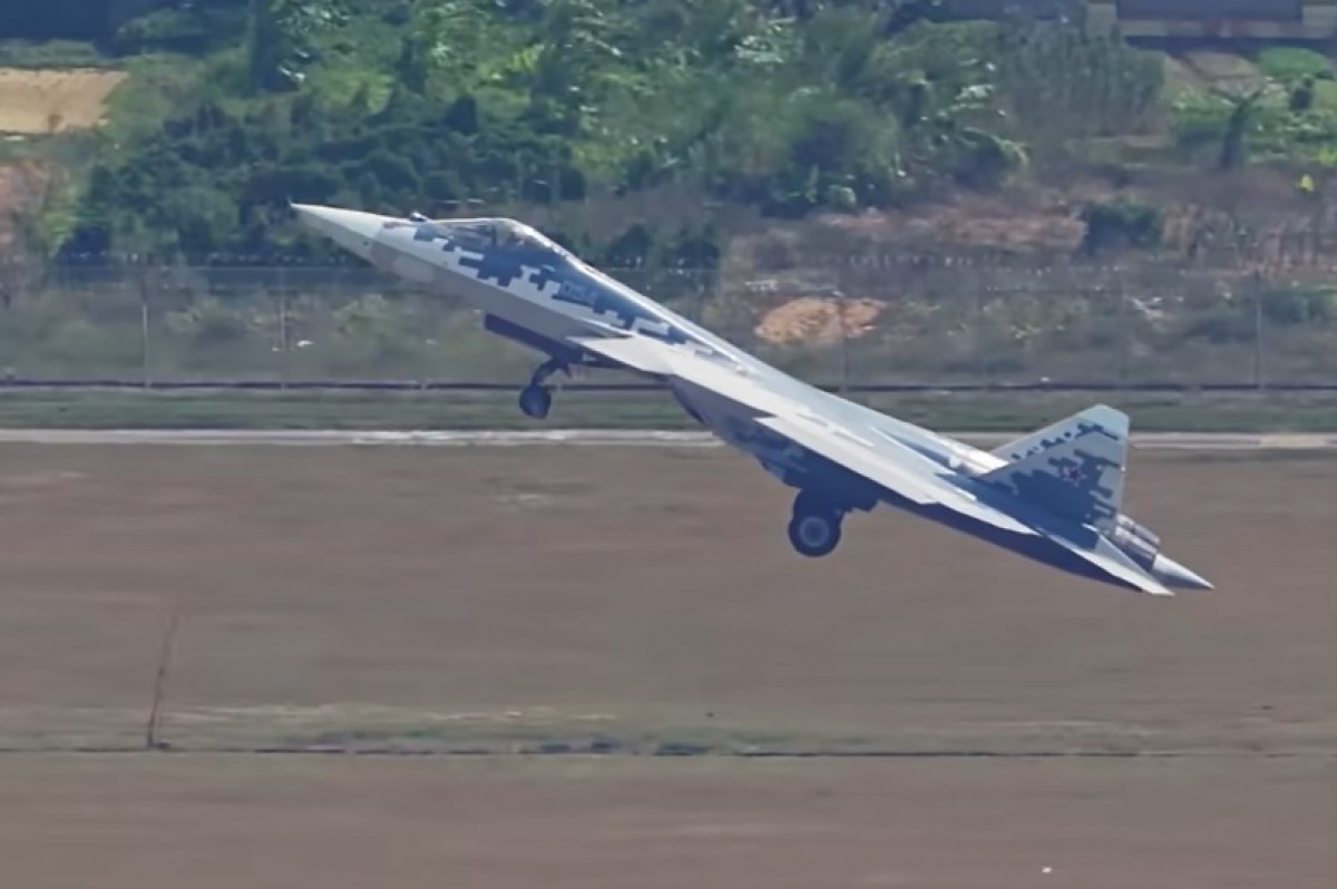Ruský Su-57 sestřelil švédské letadlo?!
