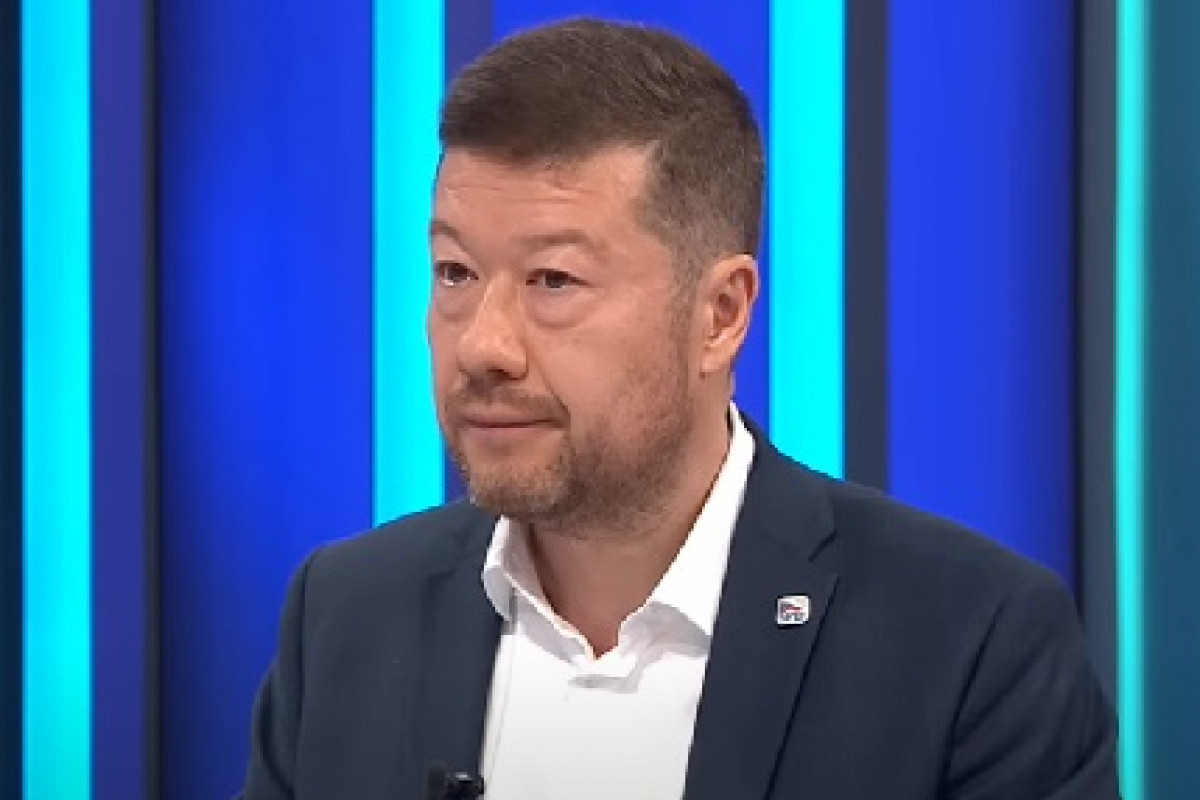 Fialova vláda nás zesměšňuje všude kde může