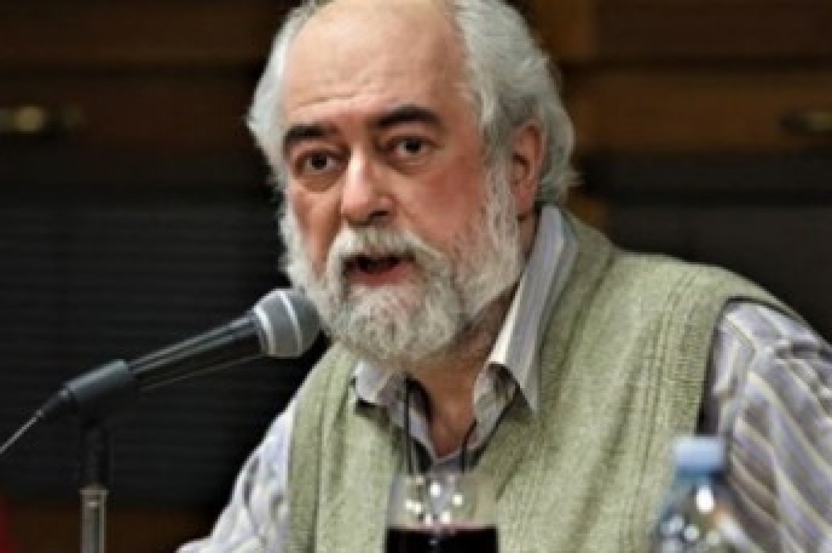 Jan Schneider: Negramotný nebo prolhaný Pithart?