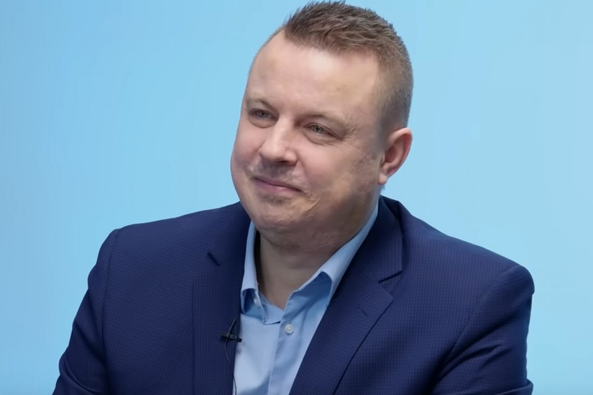 Výzva k rezignaci Víta Rakušana. Advokát Rajchl vyrazil do boje