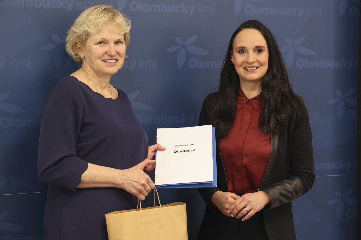 Podpora pro knihovny. Kraj mezi ně rozdělil milióny korun