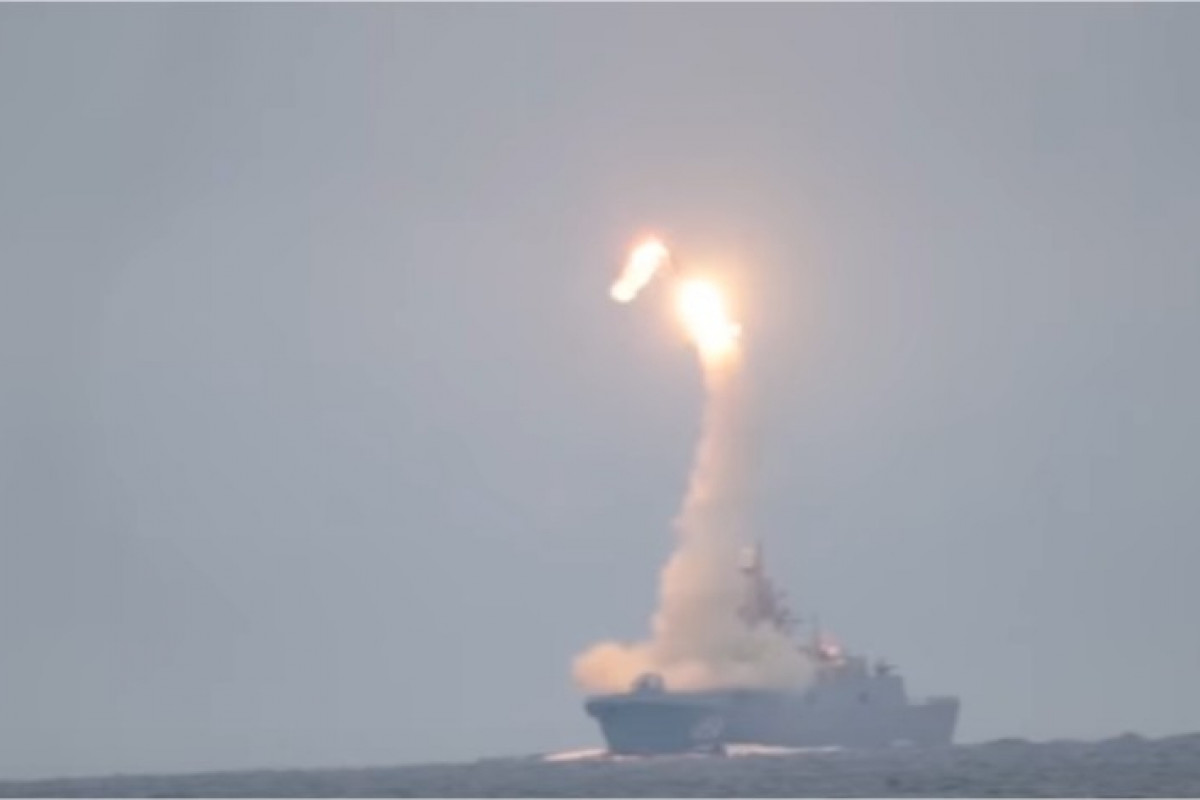 Rusové použili těžko předvídatelnou raketu Zircon