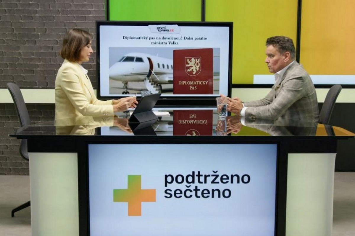 Politický hon na SPD? Válek si zatím užívá luxus a ticho vlády