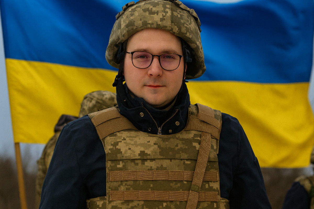 Šašek mezi kulkami. Vyrazí Lipavský do první linie? Šašek mezi kulkami. Vyrazí Lipavský do první linie?