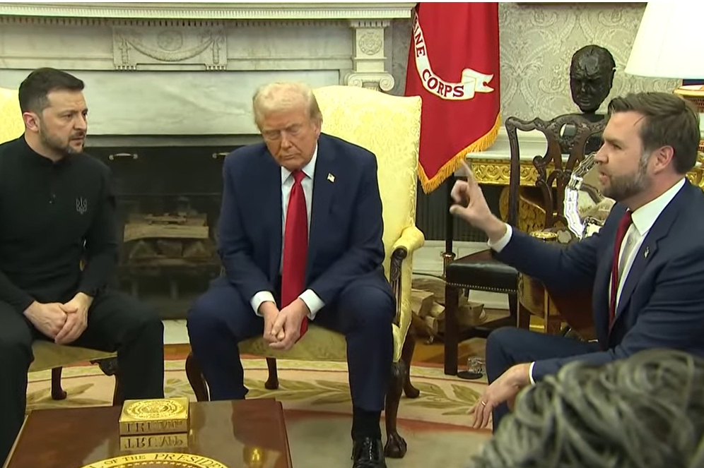 Trump křičí na Zelenského během setkání ve Washingtonu: „Buď dohodu nebo končíme“