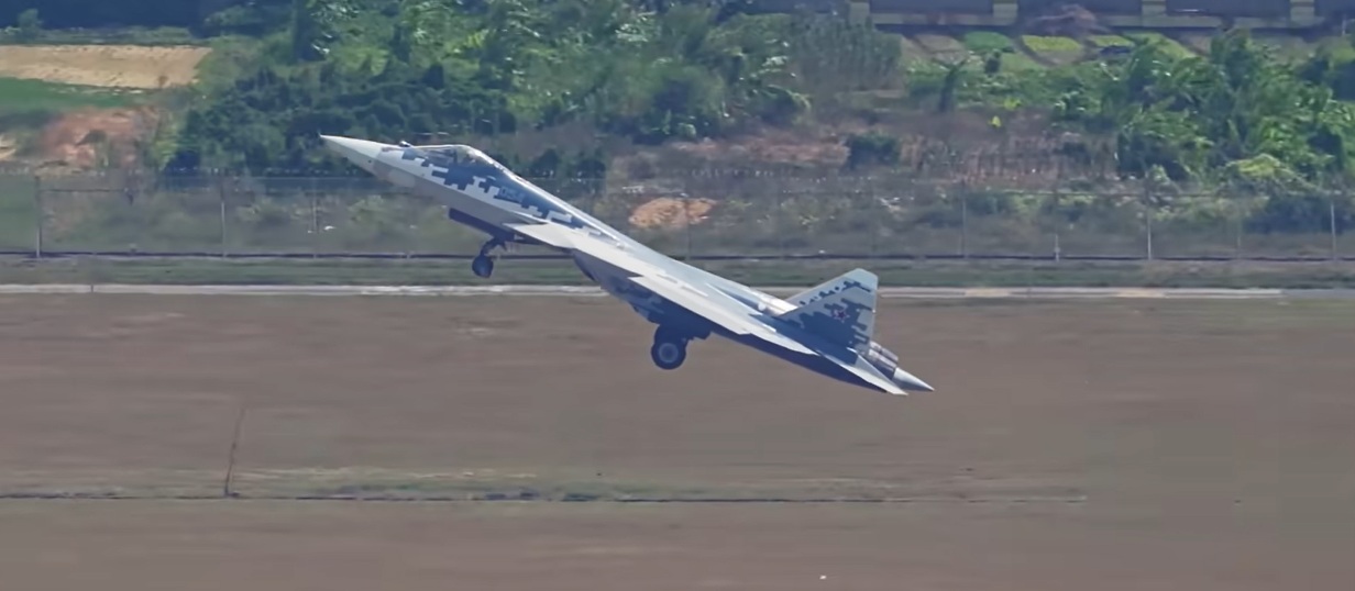Ruský Su-57 sestřelil švédské letadlo?!