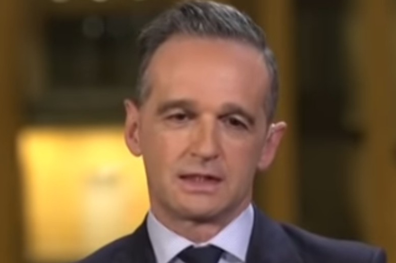 Ministr zahraničí Maas degraduje diplomaty na politické aktivisty